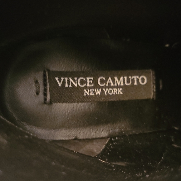 Vince Camuto Anikah Pointy Toe Bootie - Picture 5 of 13